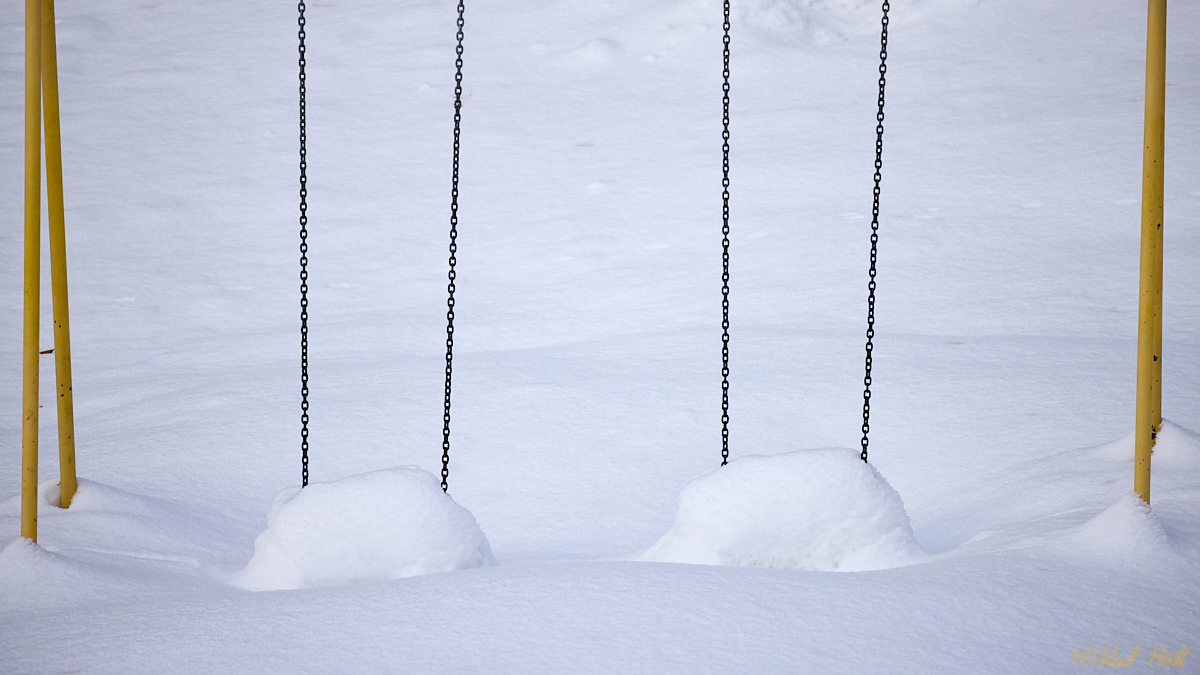 Off-Season -2-
Winter am Badesee :)..
Keywords: Jahreszeit,Winter,Aufnahmetechnik,Freihand,Wetter,Schnee,Natur,Wasser,See,Rannasee,Dinge,Schaukel